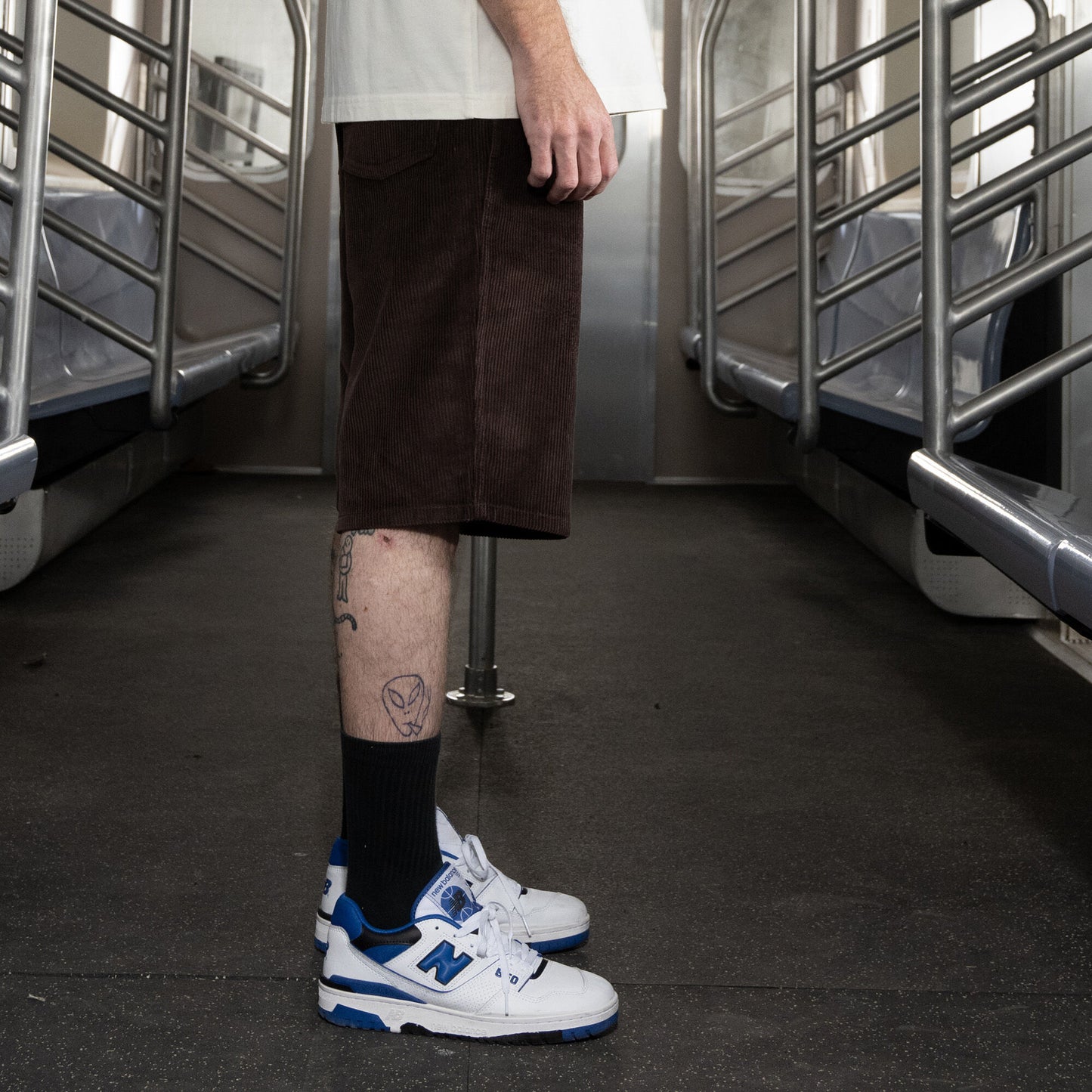 DICKIES SKATEBOARDING - JAKE HAYES CORDUROY SHORTS, 13" - BROWN