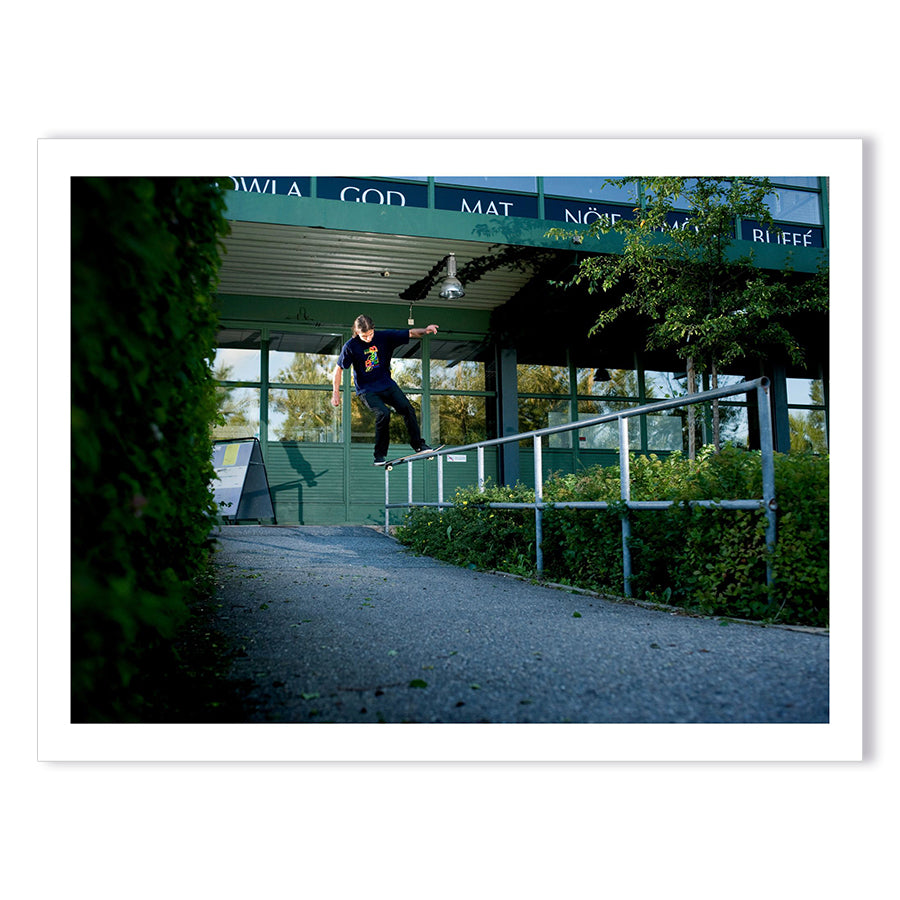 Niklas Hedström, Backside boardslide, 2010 - 30x40cm - Foto: Filip Erlind